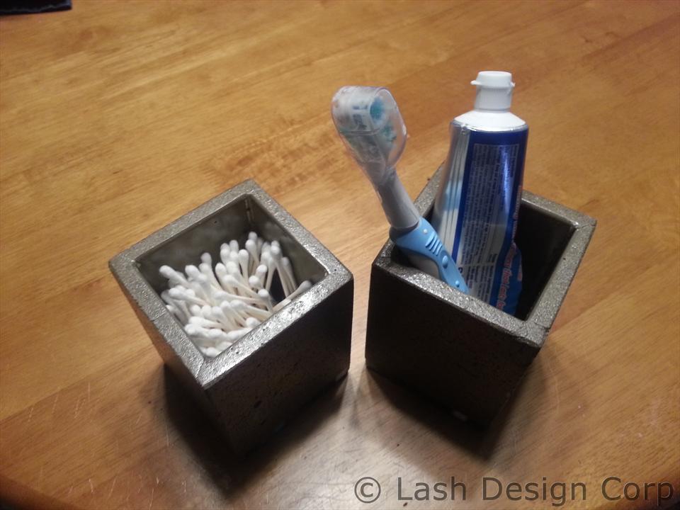 Lash Bathroom Cups