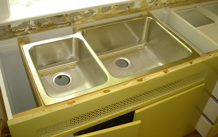 install a countertop kitchen sink