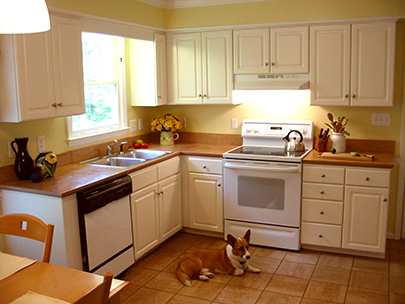 Jeff Girard's first DIY concrete countertop for his kitchen